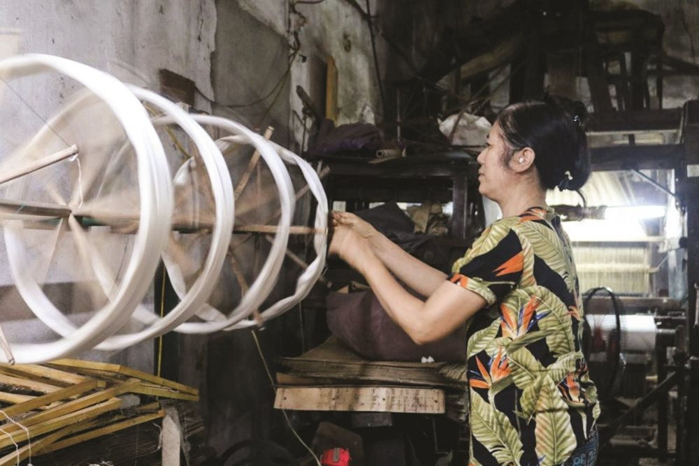 Cần thu phí xử lý nước thải làng nghề