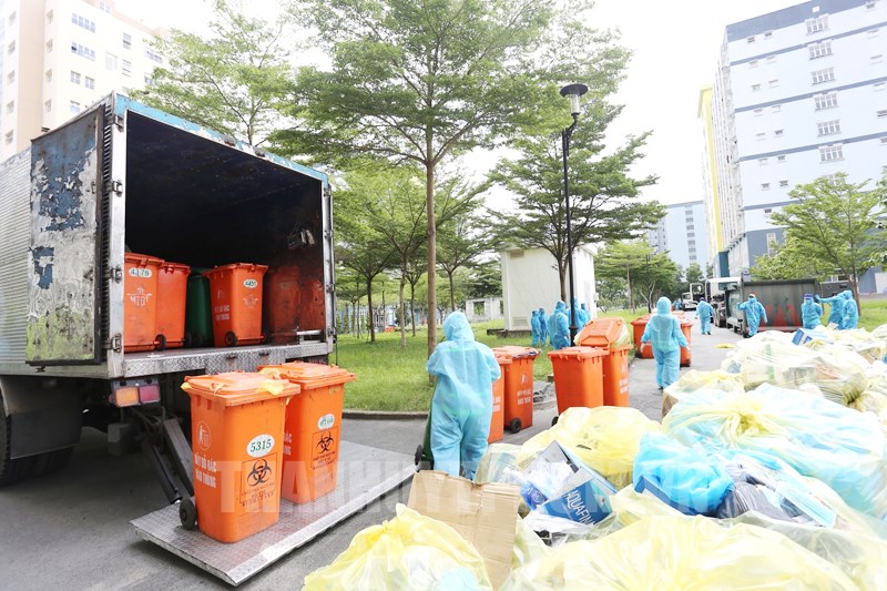 Phối hợp xử lý chất thải y tế phát sinh do dịch bệnh Covid-19