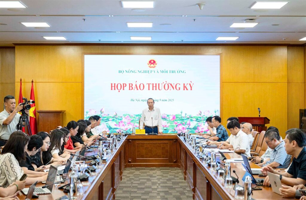 Toàn cảnh họp báo thường kỳ tháng 9/2025 của Bộ Nông nghiệp và Môi trường