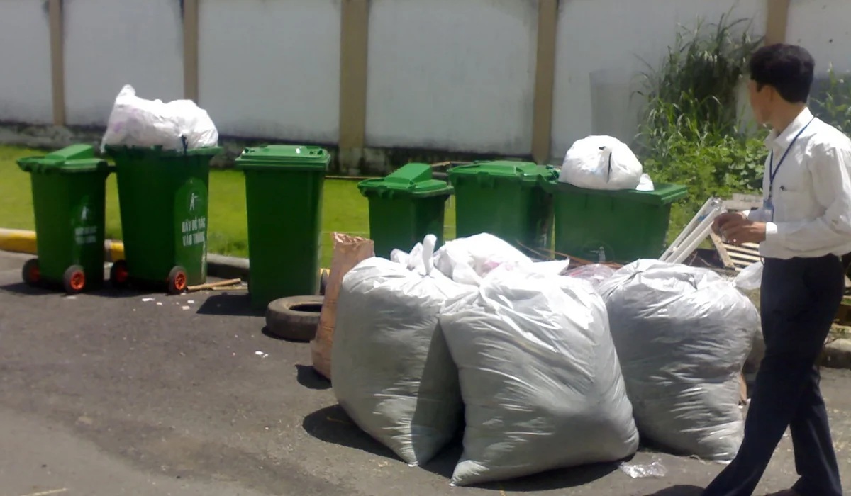 Triển khai mô hình Dân vận khéo về phân loại rác