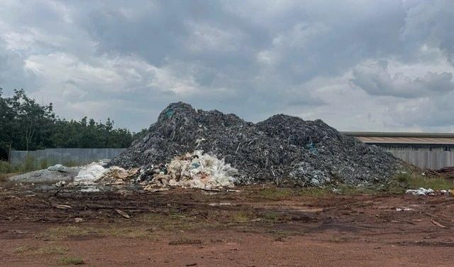 Rác thải công nghiệp nguy hại không qua xử lý: Những hệ lụy lâu dài đối với sức khỏe và môi trường