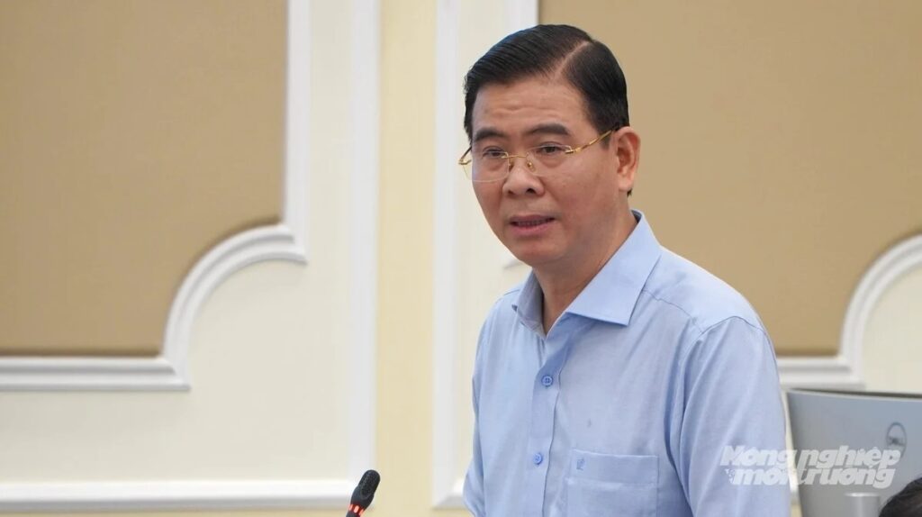 Ông Nguyễn Hồng Nguyên: “Thành phố đang phát sinh khoảng 14.000 tấn chất thải rắn sinh hoạt mỗi ngày”. Ảnh: Lê Bình.