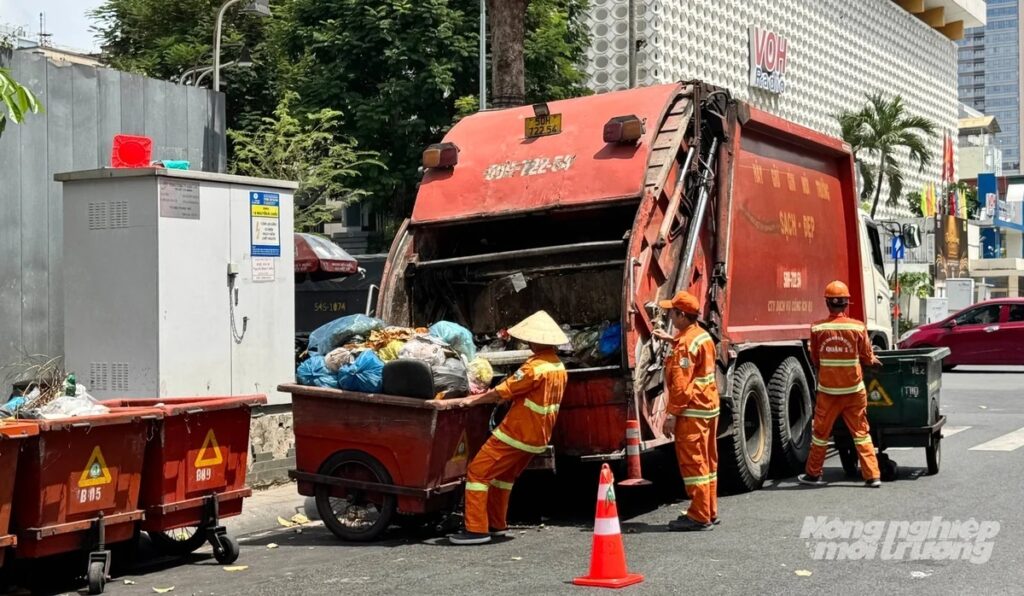 TP.HCM tăng tốc hoàn thiện mạng lưới trạm trung chuyển rác